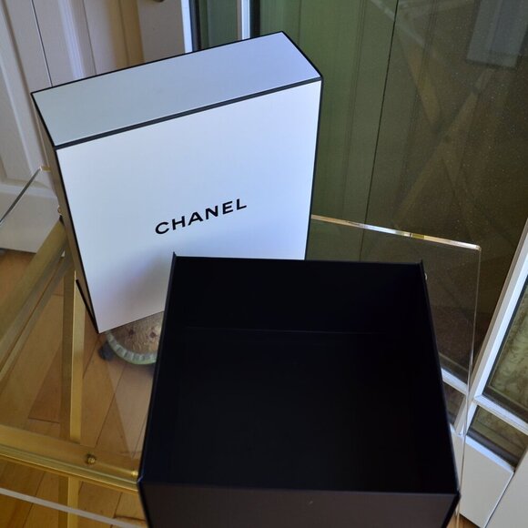 Lot of 5 Authentic CHANEL Square Empty Gift Box Container 8.5"x8.5"x4" New - Picture 6 of 13